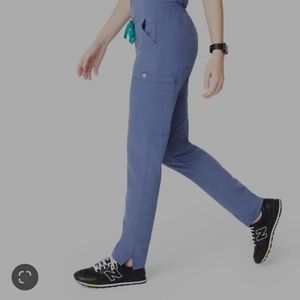 Figs Yola Scrub Pants in BIg Sky